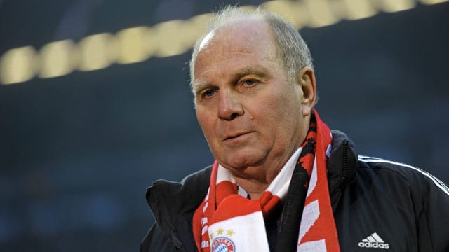 Uli Hoeneß blickt selbstbewusst voraus.