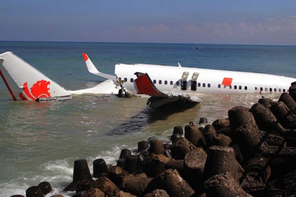Wie es zu dem Unglück vor der indonesischen Insel Bali kam, ist noch völlig unklar