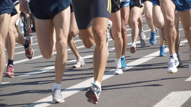 Marathonläufer sollten frühzeitig mit dem Training beginnen, um Gesundheitsschäden zu vermeiden.