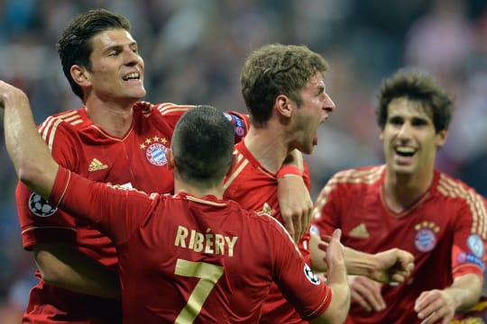 Riesenjubel beim Rekordmeister: Der FC Bayern stellte gegen den FC Barcelona seine ganze Klasse unter Beweis.