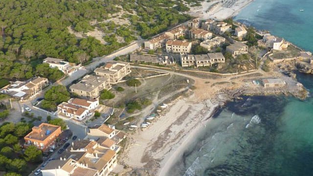 Appartment-Ruinen bei Ses Covetes galten vielen als Schandfleck.