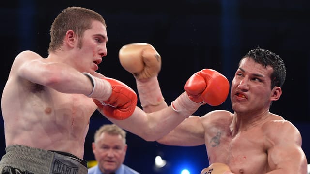 Umstrittene Niederlage für Profiboxer "Golden Jack" Culcay (re.).