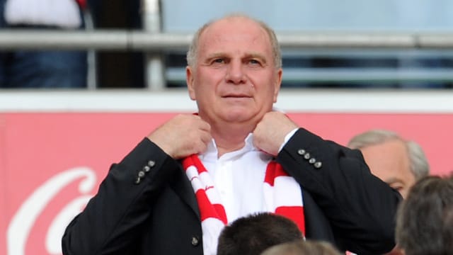 Für Uli Hoeneß wird die Luft immer dünner.