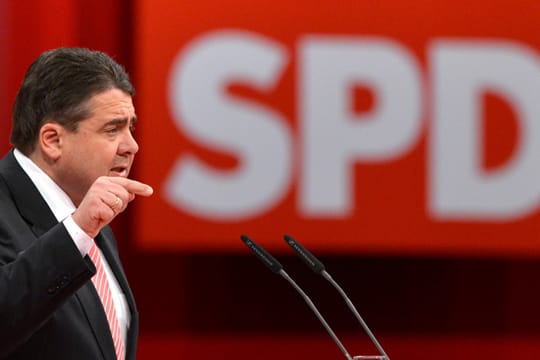 SPD-Chef Sigmar Gabriel fordert Tempolimit