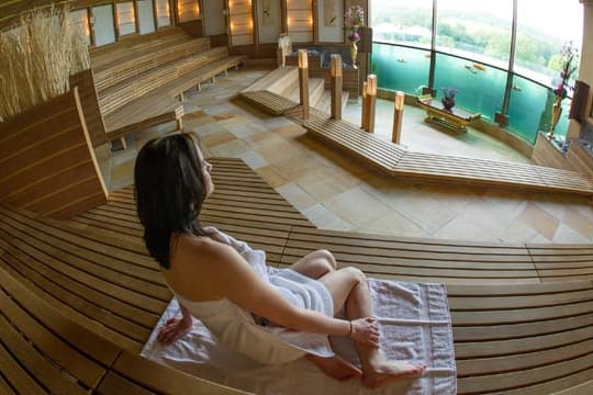 Die Koi-Sauna in der Badewelt Sinsheim ist die größte der Welt