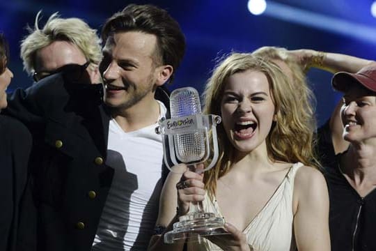 Dänemark gewinnt den Eurovision Song Contest mit Emmelie de Forest.