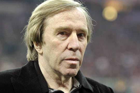 Günter Netzer ist verärgert.