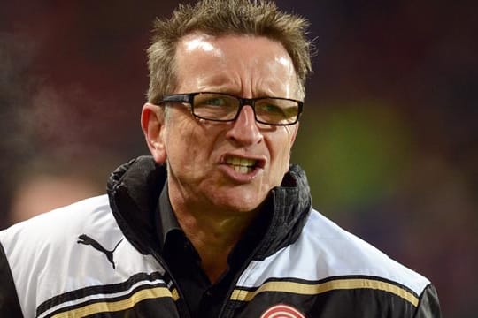 Norbert Meier muss seinen Hut nehmen.