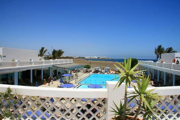 Negative Gedanken lösen sich in Luft auf: In dem Vier-Sterne-Hotel "Las Costas" auf Lanzarote rückt Stress in den Hintergrund.