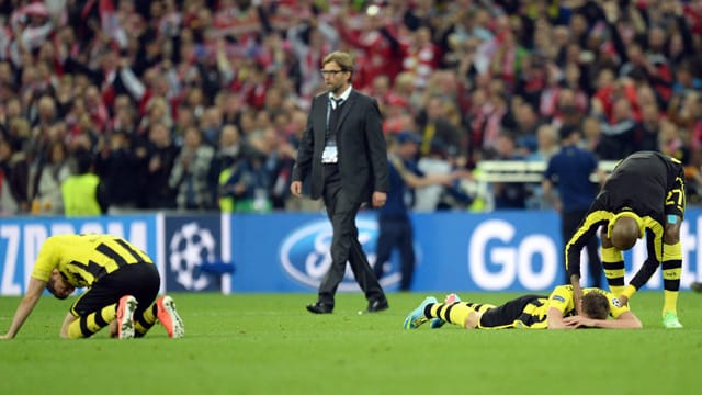 Jürgen Klopp und seine Spieler am Boden zerstört.
