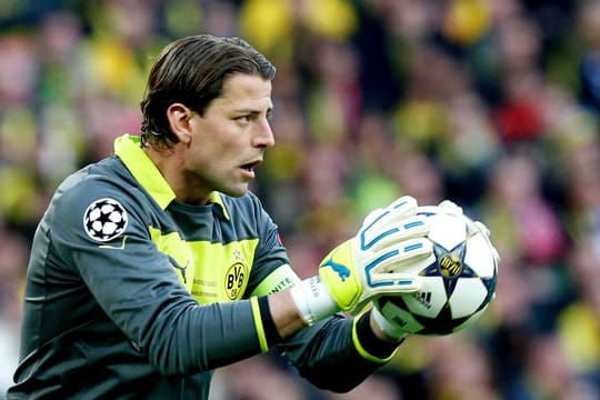 Roman Weidenfeller hat Joachim Löw mit seinen herausragenden Leistungen in der Champions League beeindruckt.