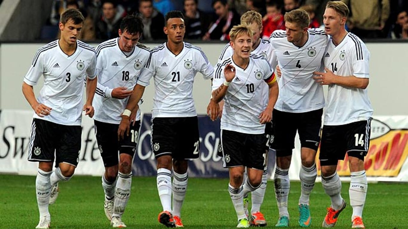 Lewis Holtby (10) führt das DFB-Team bei der U-21-EM an.