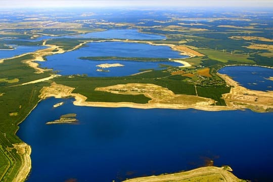 Bald können Urlauber die Lausitzer Seen noch besser mit dem Boot erkunden.