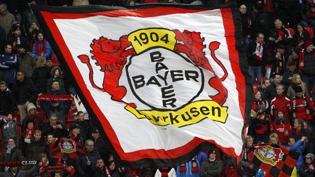 Bayer Leverkusen präsentiert in Niedzkowski einen neuen Co-Trainer. Bayer Leverkusen präsentiert in Niedzkowski einen neuen Co-Trainer.