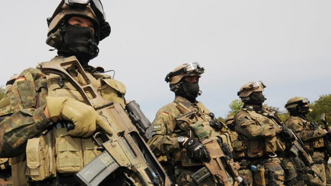 Mitglieder der Eliteeinheit "Kommando Spezialkräfte": Anfang Mai war erstmals ein KSK-Soldat in Afghanistan gefallen.