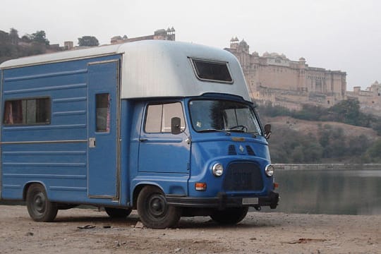 Historische Wohnmobile: Renault Estaffette.