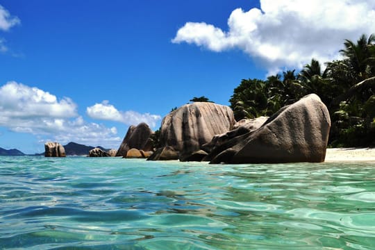 Die Bucht Source d'Argent auf La Digue. Hier wurde unter anderem ein Bacardi-Werbeclip gedreht.