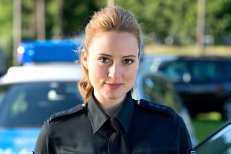 Schauspielerin Wanda Perdelwitz wird als Polizeimeisterin Nina Sieveking in Hamburg für Recht und Ordnung sorgen.