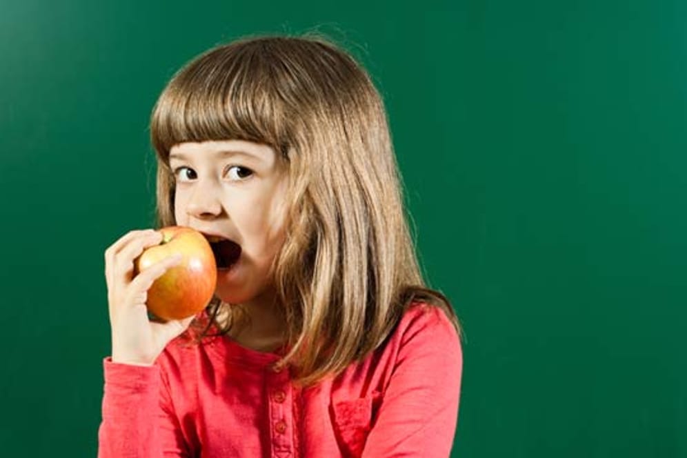 Die richtige Ernährung für Kinder kann leistungsfördernd wirken.