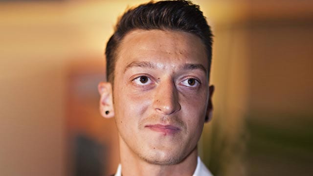 Mit Werbeverträgen macht Kicker Mesut Özil zusätzliche Millionen