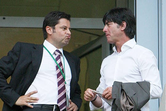 DFL-Geschäftsführer Seifert (li.) und Bundestrainer Löw.