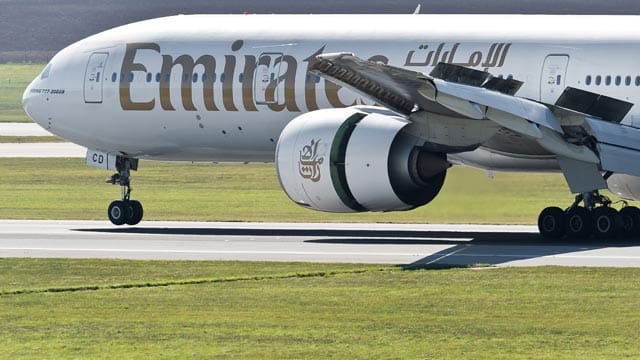 Die Passagiere haben gewählt: Emirates ist "Beste Fluglinie der Welt 2013".