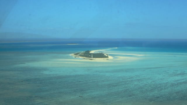 Medjumbe Island liegt im Indischen Ozean, ebenso wie die Malediven, mit denen es das Eiland auf jeden Fall aufnehmen kann.