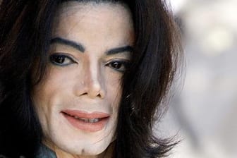 Michael Jackson soll 60 Tage ohne REM-Schlaf ausgehalten haben.