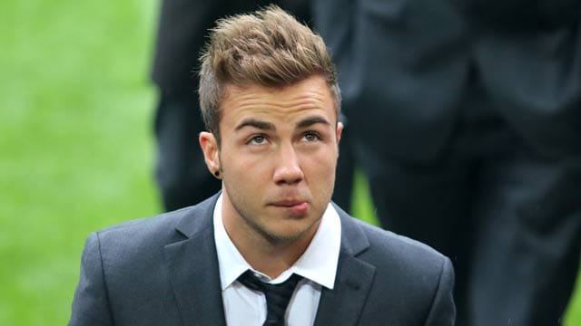 Mario Götze möchte möglichst bald für seinen neuen Arbeitgeber FC Bayern angreifen. Mario Götze möchte möglichst bald für seinen neuen Arbeitgeber FC Bayern angreifen.