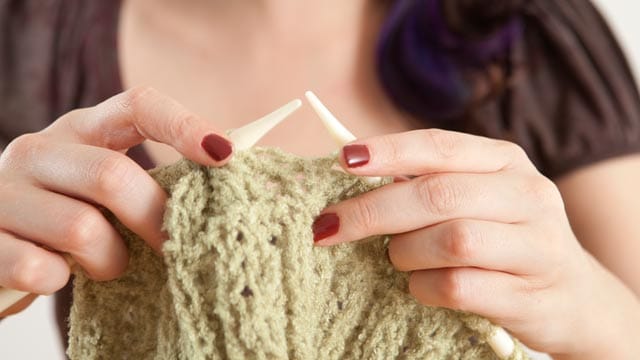 Das Material Ihrer Stricknadeln hängt von persönlichen Vorlieben ab