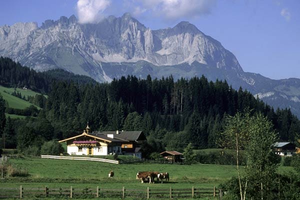 Bereits ausgespielt: Das Team um Jürgen Klopp hat hier in Kirchberg in Tirol das erste Trainingslager absolviert. Wer noch immer vor Ort ist, kann die herrliche Berglandschaft voll und ganz auskosten.