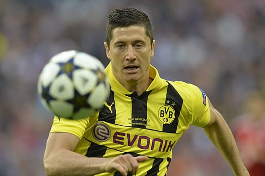 Robert Lewandowski spielt nicht mehr lang für den BVB.
