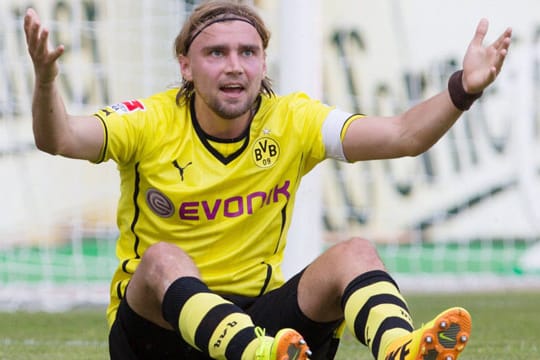 Kuriose Blessur bei Marcel Schmelzer