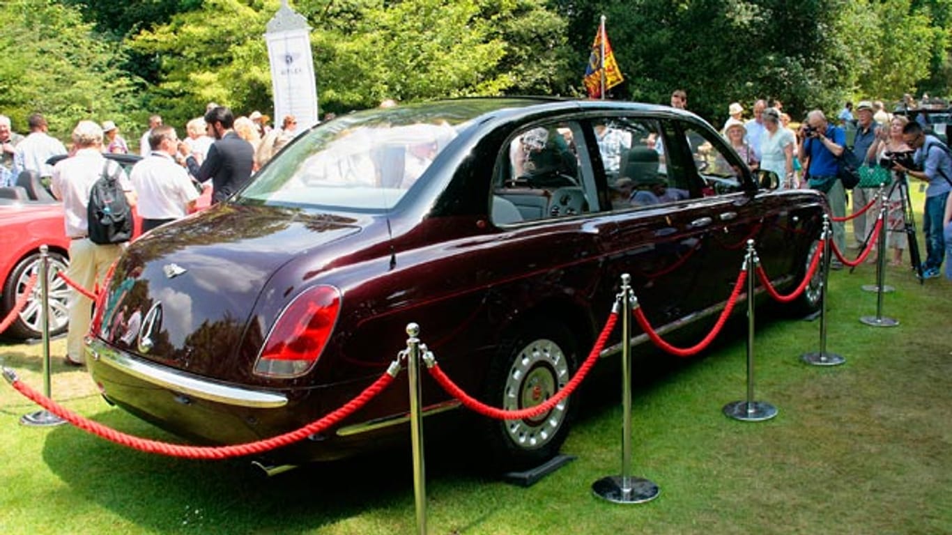 Ein Bentley als Staatslimousine für die Queen