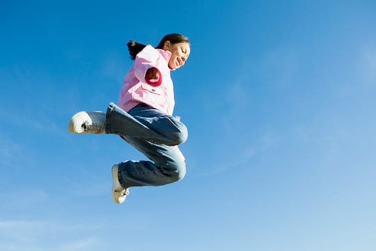 Trampolinspringen macht Spaß - kann aber gefährlich werden.