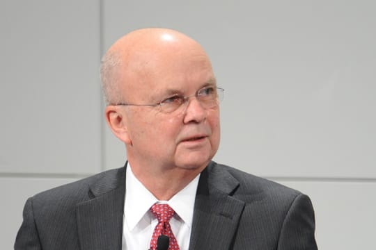 "Wir waren sehr offen": EX-NSA-Chef Hayden kann die Verwunderung deutscher Politiker nicht verstehen.