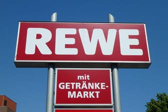 Verbraucher: Die NDR Sendung "Markt" hat den großen Rewe-Check gemacht.