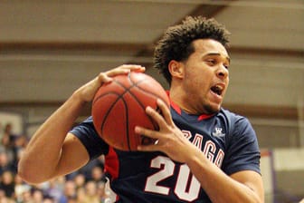 Elias Harris war zuvor für die Gonzaga Bulldogs in der NCAA College-Liga am Ball.