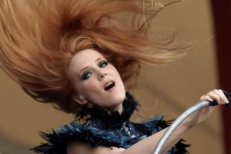 Schüttel dein Haar: Simone Simons von der Band Epica.