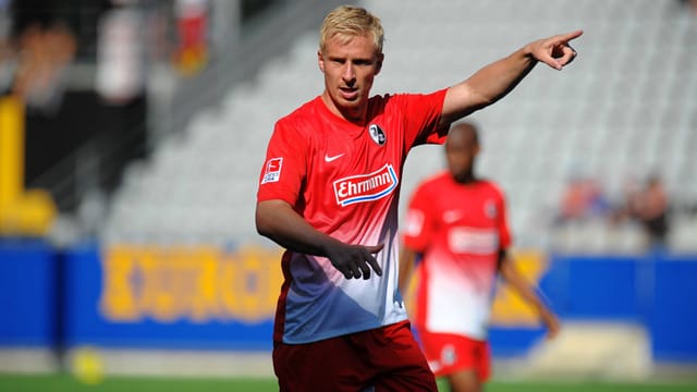 Mike Hanke soll als erfahrener Mann die Richtung vorgeben.