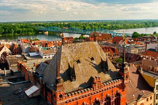 Toruń in Polen am Ufer der Weichsel vereint Baustile der vergangenen 800 Jahren in ihren Mauern.