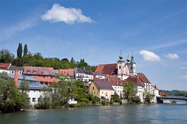 Gotik, Renaissance, Barock und Rokoko - jede Stilrichtung ist in Steyr, das malerisch auf einer Landzunge zwischen Enns und Steyr liegt, vertreten.