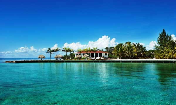 Royal Belize liegt in einem World Heritage Marine Reserve in der Nähe von Belize. Die Insel ist der Inbegriff von Exklusivität.