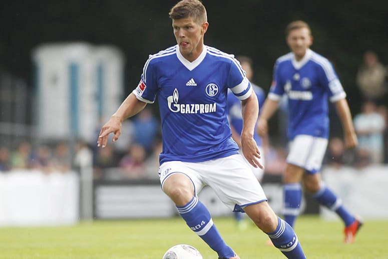 Auf dem Weg in die Gruppenphase der Champions League muss der FC Schalke 04 um Klaas-Jan Huntelaar gegen den ukrainischen Vizemeister ran.
