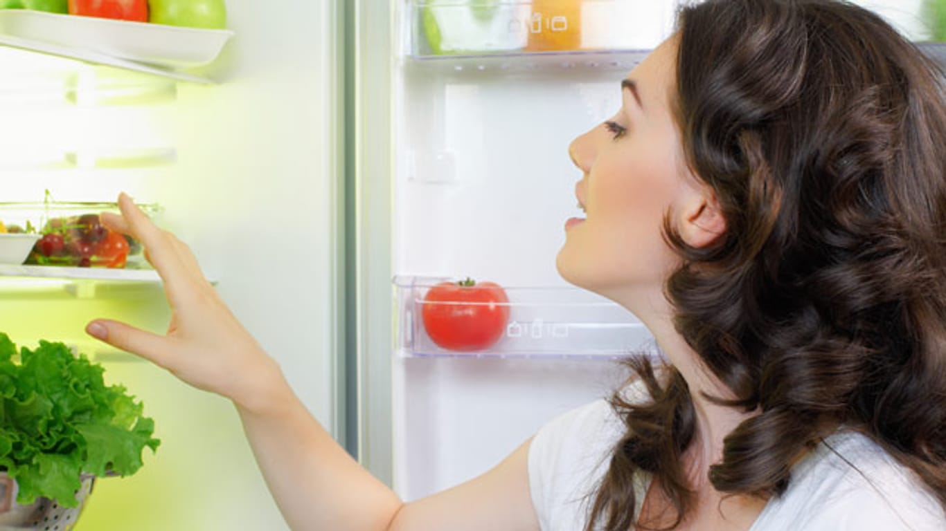 Beim Kühlschrank einräumen sollten Sie ein paar Dinge beachten