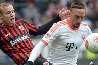 Sebastian Rode (li.) und Franck Ribéry treffen am 2. Spieltag wieder aufeinander.