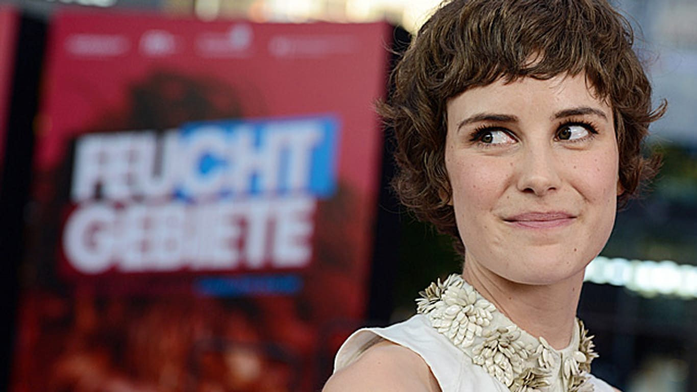 Hauptdarstellerin Carla Juri bei der "Feuchtgebiete"-Premiere in Berlin.