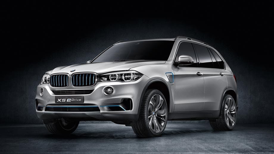 Auf der IAA zeigt BMW mit dem BMW Concept X5 eDrive eine Studie des neuen Groß-SUV mit Plug-in-Hybrid-Antrieb.