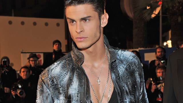Baptiste Giabiconi (23) hat sich verlobt.
