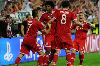 Kollektiver Bayern-Jubel: Der Triple-Sieger gewinnt auch den Supercup.